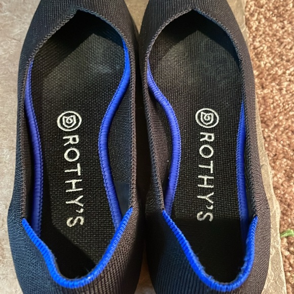 🤩Rothy’s The Point🤩 - Picture 5 of 8